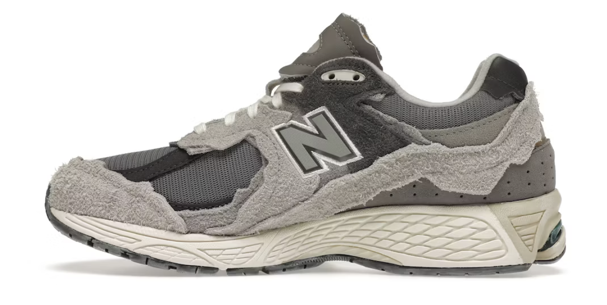 New Balance 2002R Protection Pack Cloud