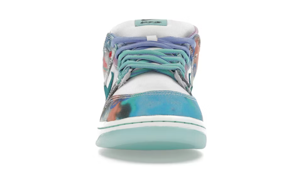 Nike SB Dunk Low Futura Laboratories Bleached Aqua